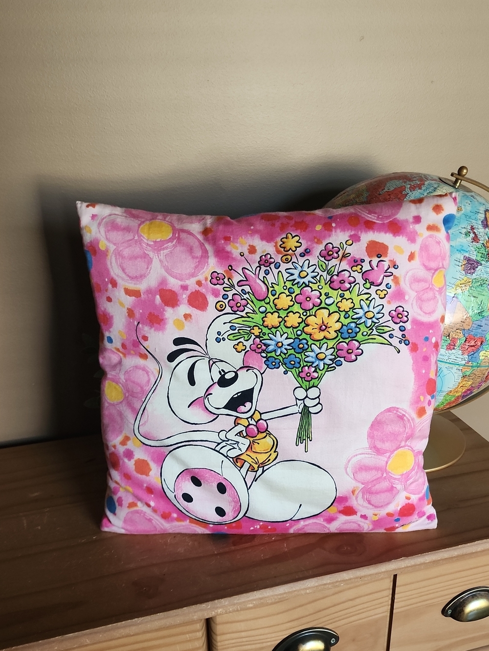 Vintage DIDDL Thomas Goletz Decorative Throw Pillow